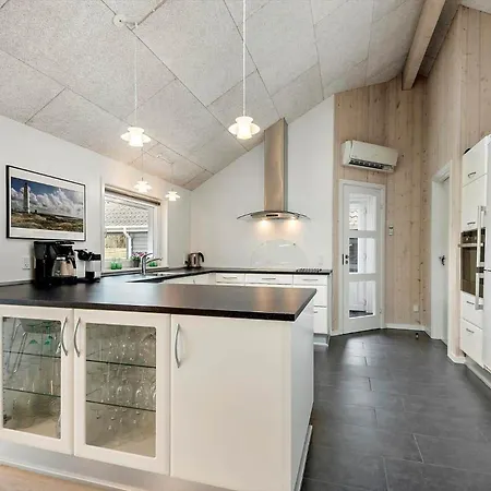 Bv313-blavand-hvidbjerg-strandvej-40 Semesterbostad *